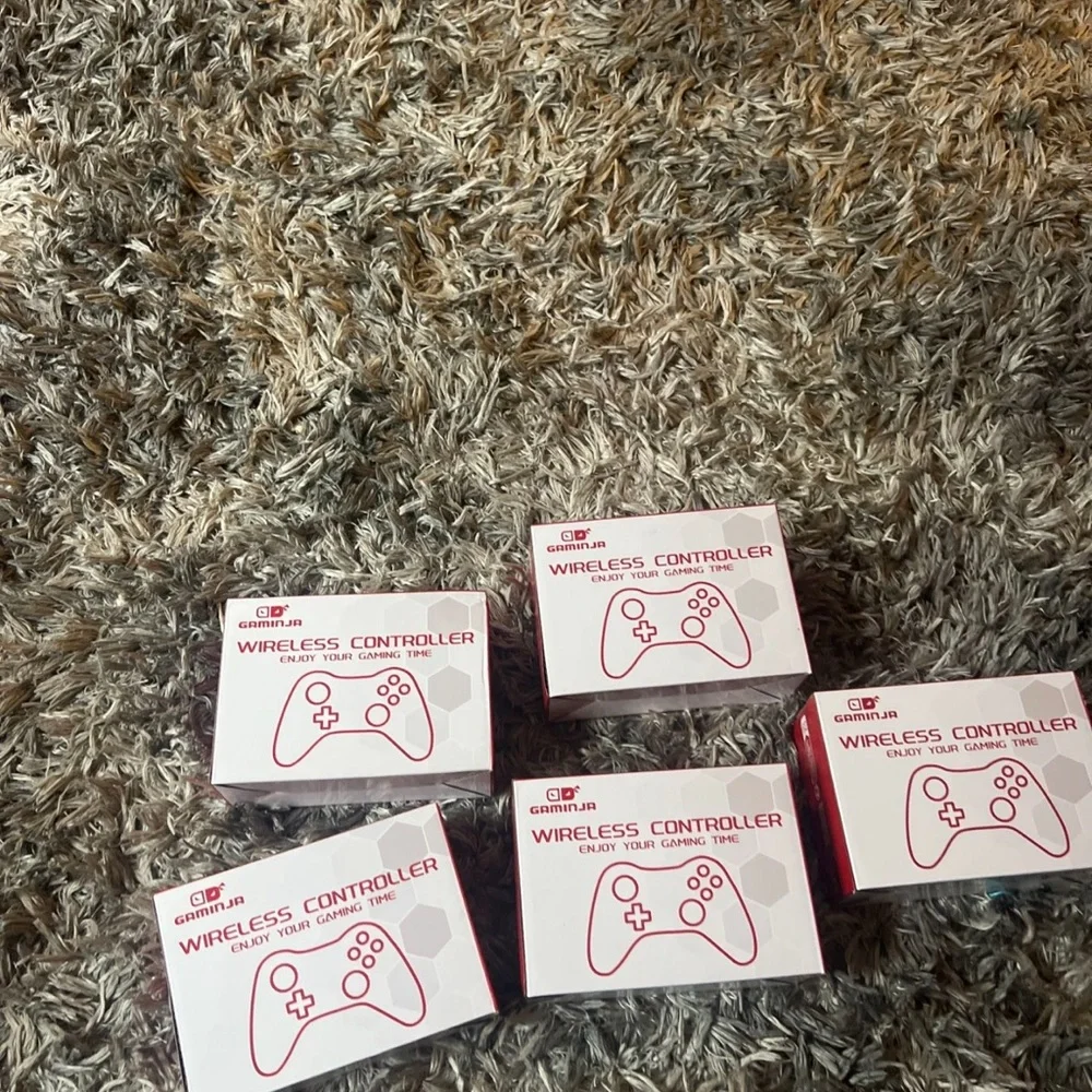 Wireless Controller - Red - Picture 1 of 4